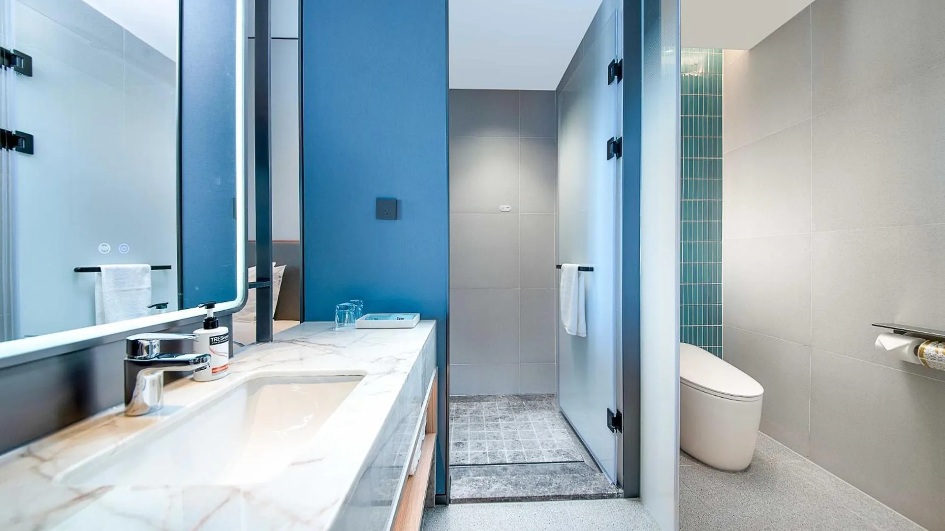 Holiday Inn Express Suzhou Shihu University Town 4*, Suzhou (Jiangsu) China
